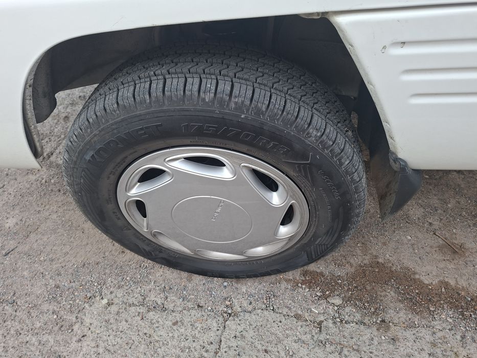 Damasga 13 razmer balon sotiladi xolati ideal 5000 km yurilgan