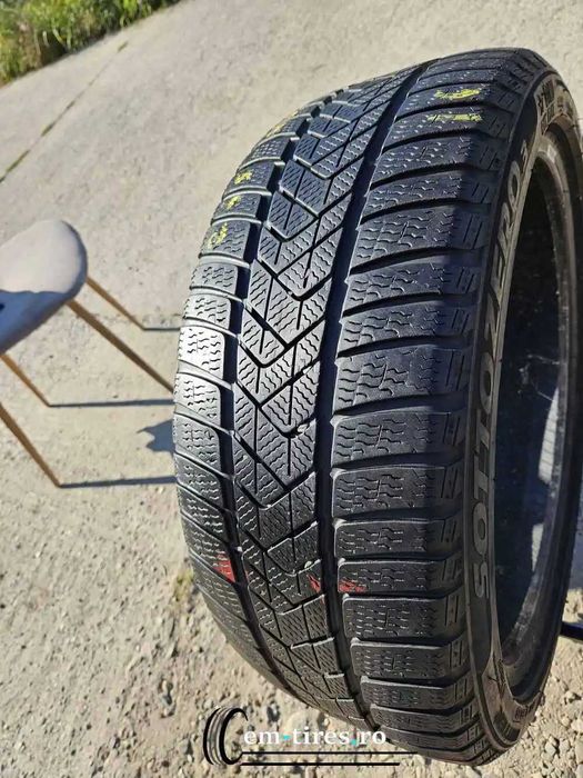 Anvelopa Iarna 245/40 R19 PIRELLI Sottozero 3 98V - Runflat