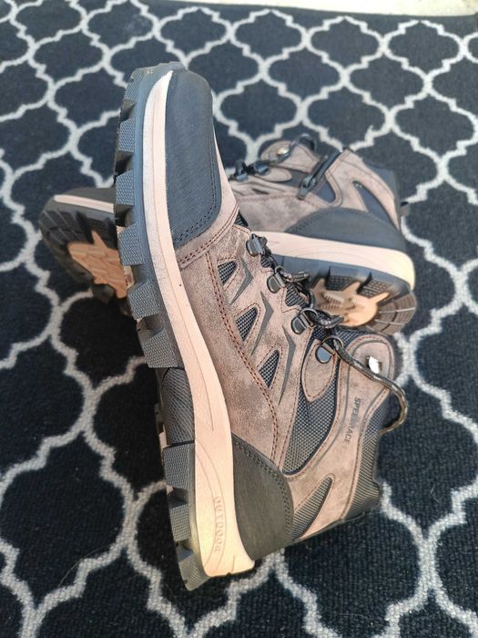 Мъжки обувки тип боти