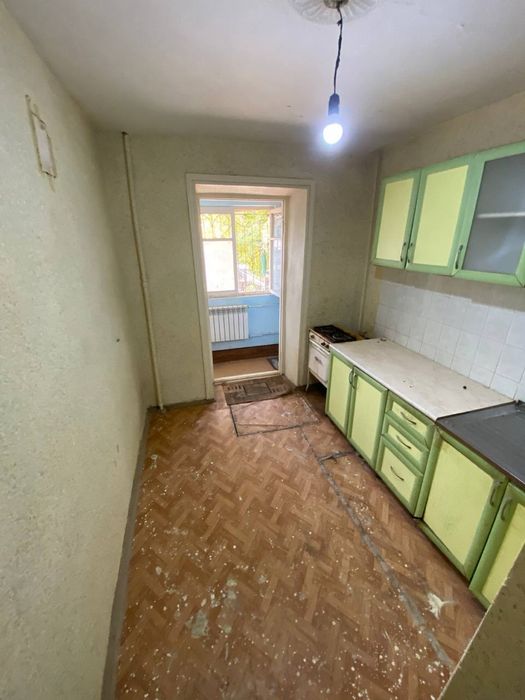 Чиланзар 5 кв. 1/1/4 Кирпич. Отдельный Вход.