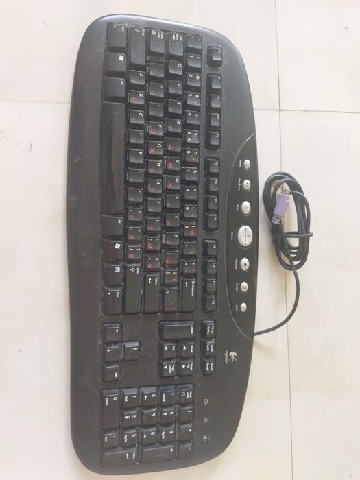 Клавиатура Logitech