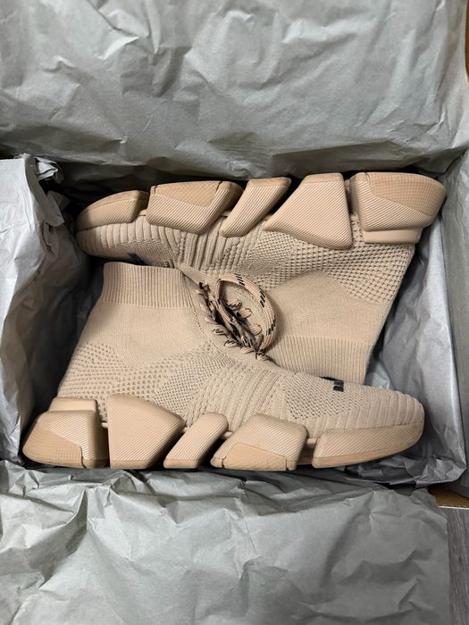 Balenciaga Speed Trainer 2.0 Lace-Up Sneakers