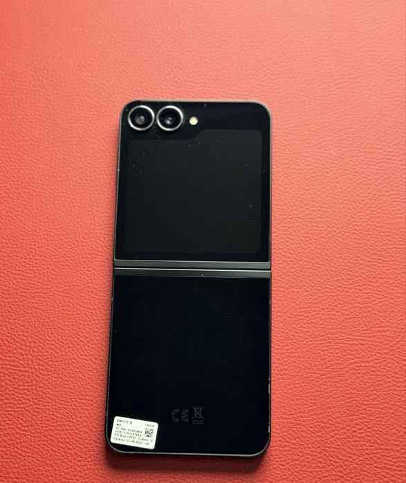 Samsung Galaxy Z Flip7 FE Preț 2000 lei fix