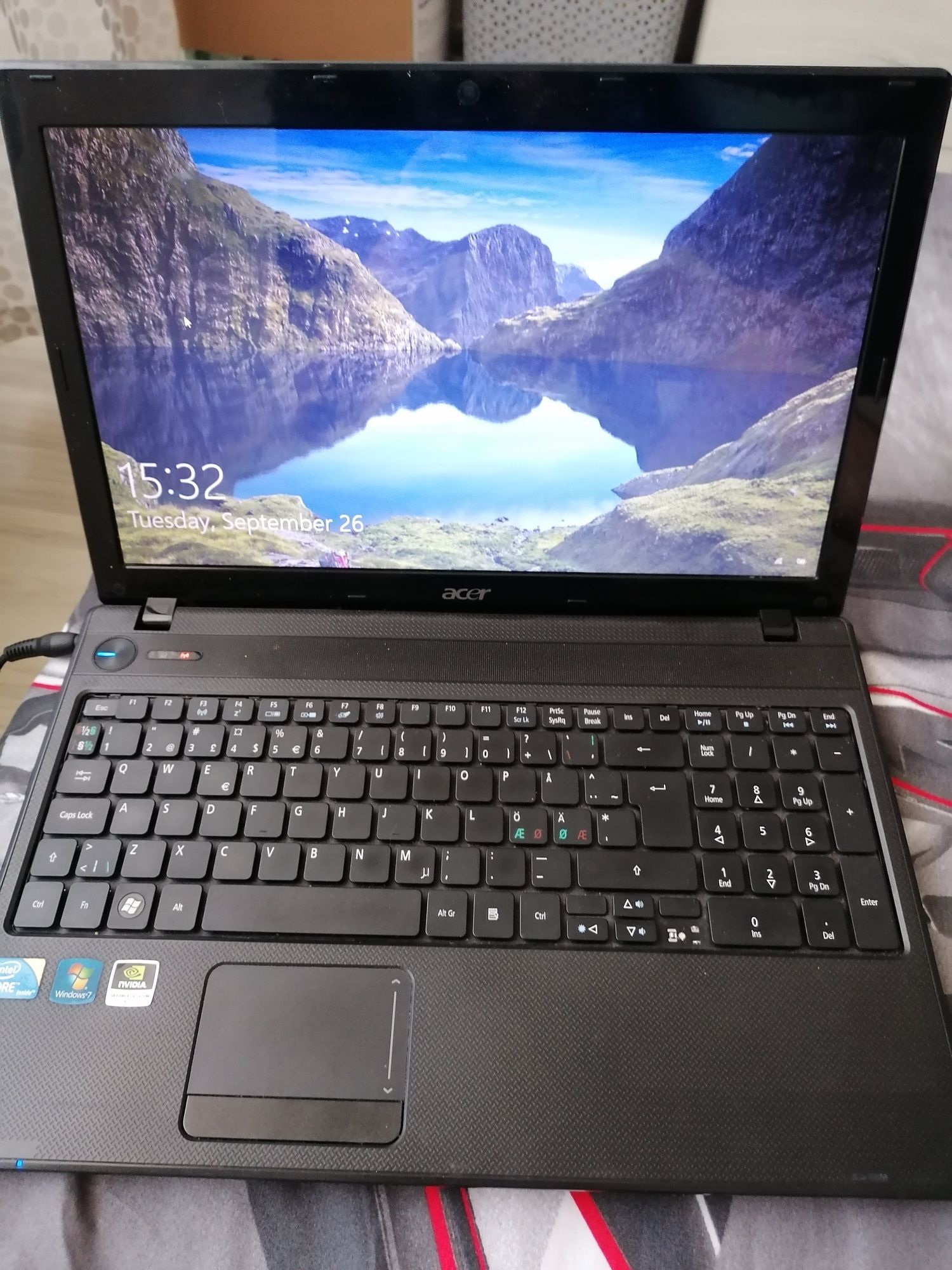 Laptop Acer i5 M460 8GB ram 80gb ssd