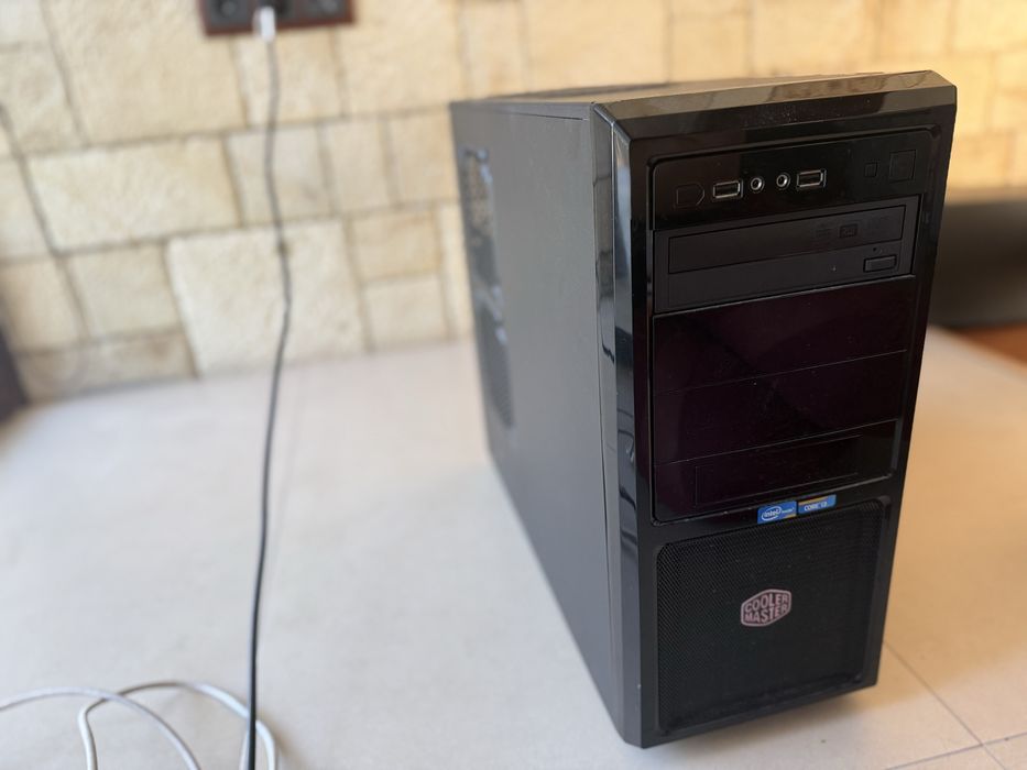 Настолен Компютър Asus