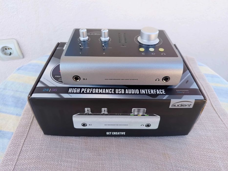 Звукова карта Audient iD14 MKI