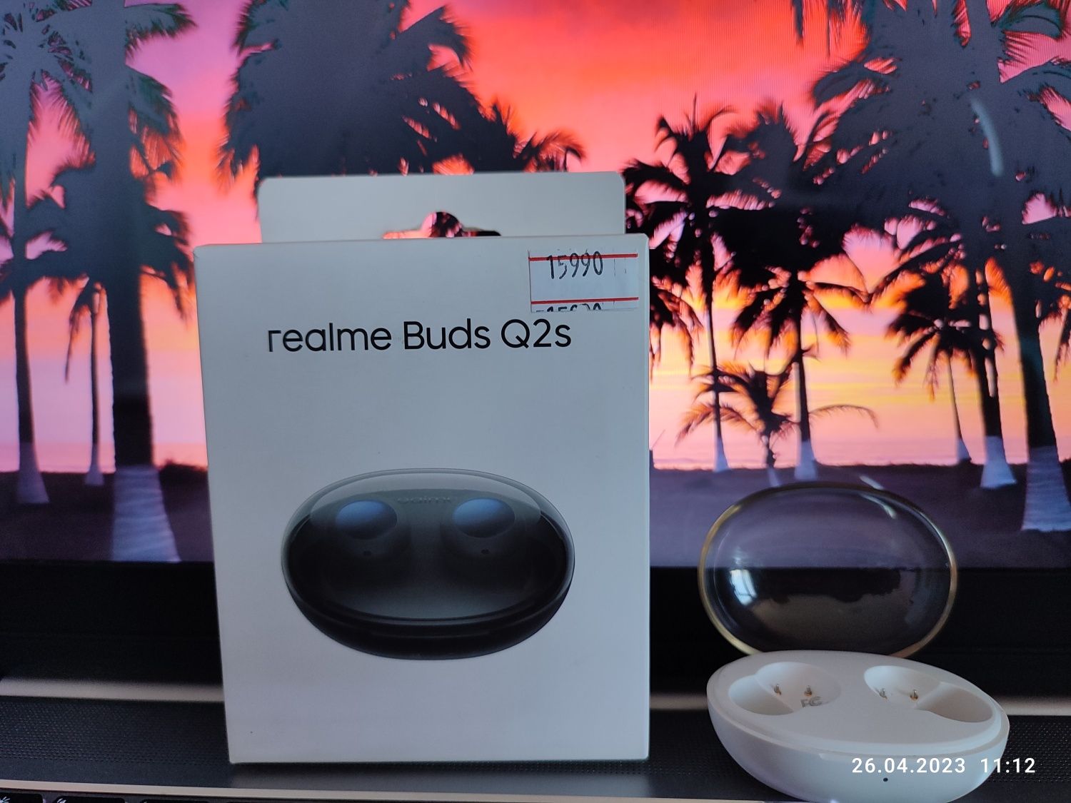 Кейс от Realme Buds Q2s