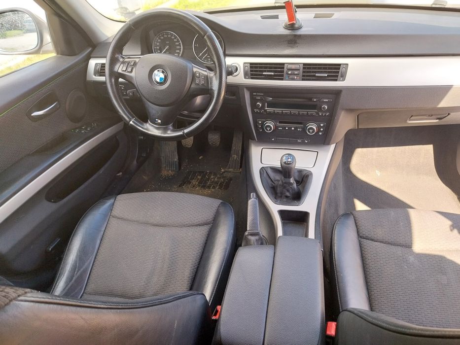 БМВ e91 e90 на части BMW 3 Е91 Е90 2009 Кожа FACE NAVI LCI