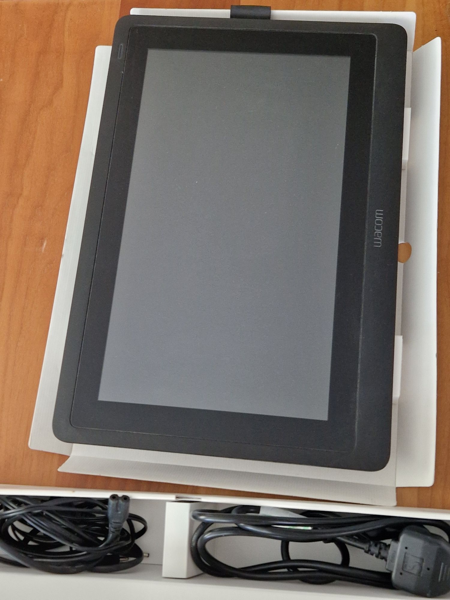 Графичен таблет  WACOM Sintiq