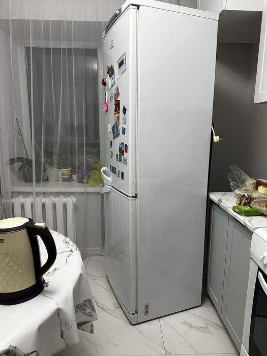 Продам Холодильник срочно, самовывоз.