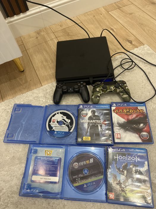 Плейстейшин  4 2 джостика