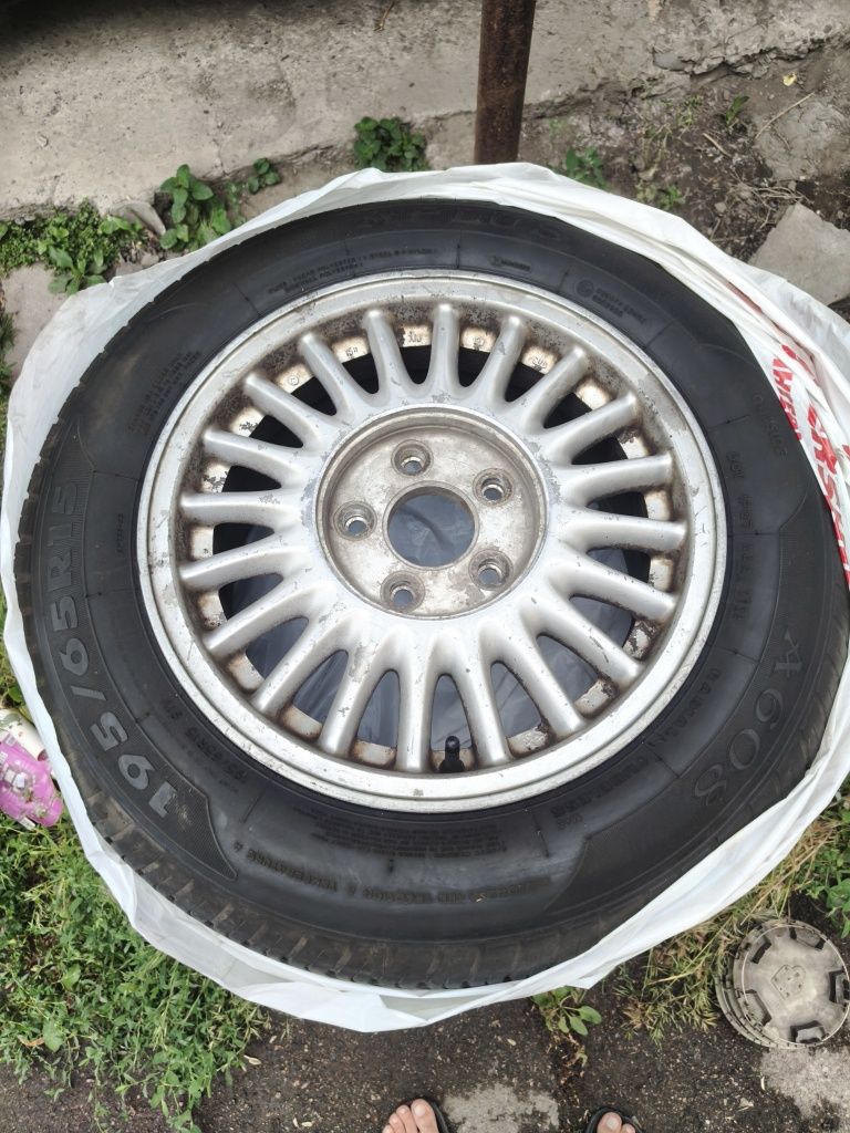 Продам диски с резиной