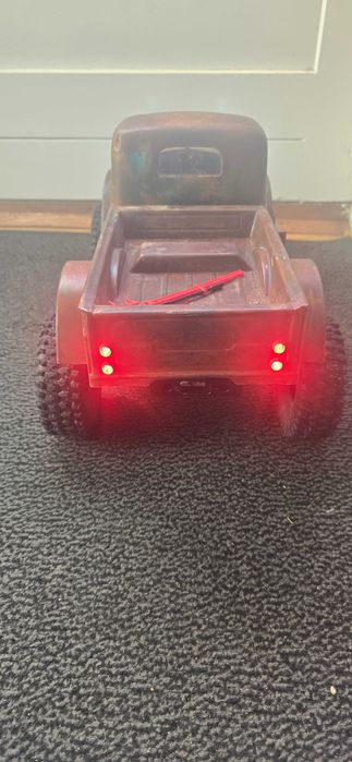 Axial SCX10II, cu batteri si încărcător inteligent