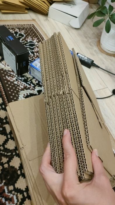 Малки кутии за пратки и малки пликове