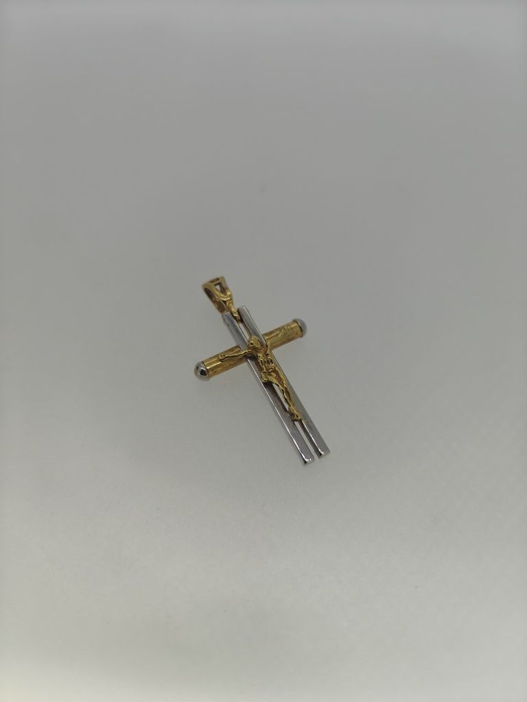 Cruce aur 18k 4.49gr (r)cruce aur 18k 4.49gr