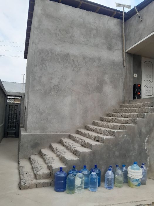 Барданкулда 2 сот 7 хона 60000 келишилади