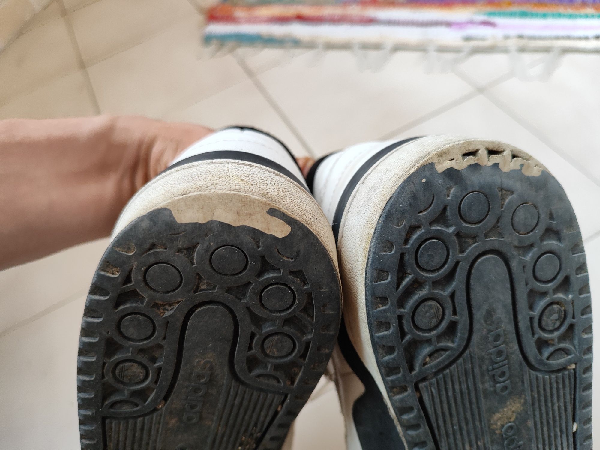 Adidas forum low
