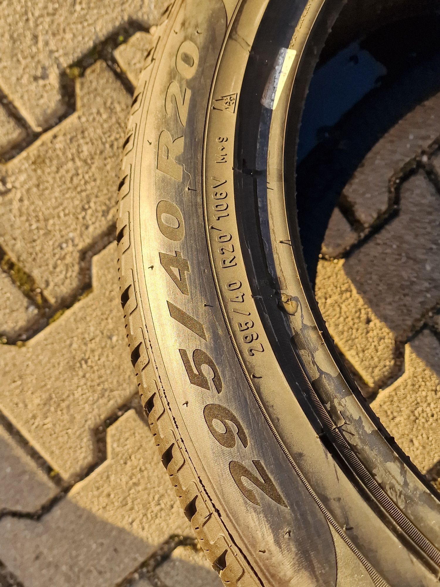 123 456  Pirelli