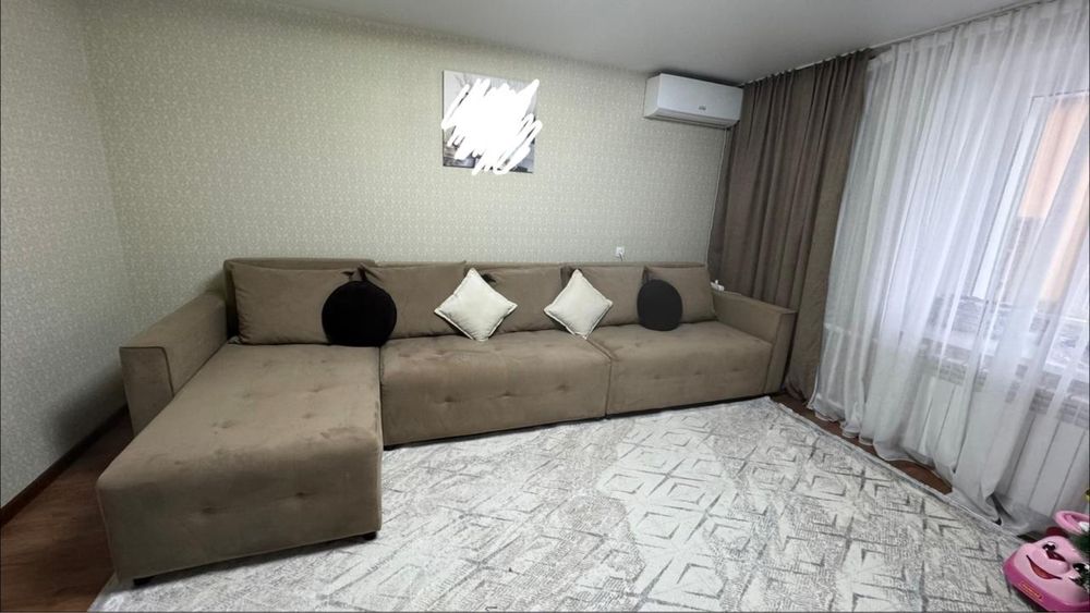 Продам угловой диван