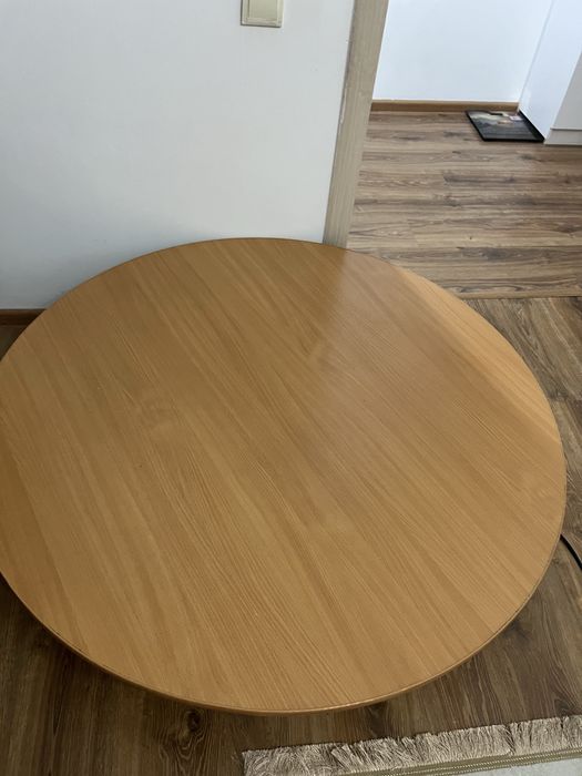 Продам круглая стол