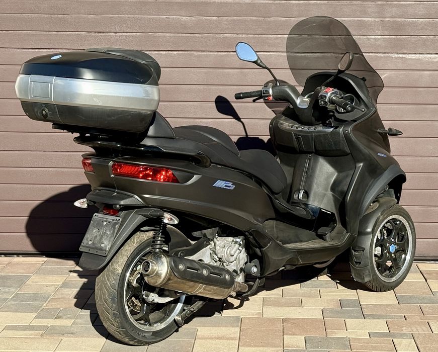 Piaggio 3 roti, piagio mp3, scuter 3 roti, scuter piaggio, piaggio 500