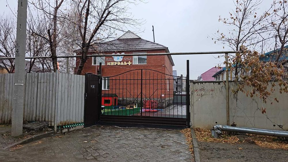 продам коттедж под бизнес, жилье и др.