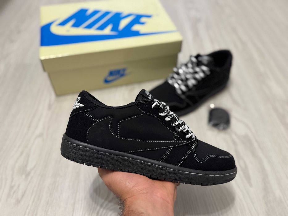 Adidasi Jordan 1 x Travis Scott Air Low / Fragment