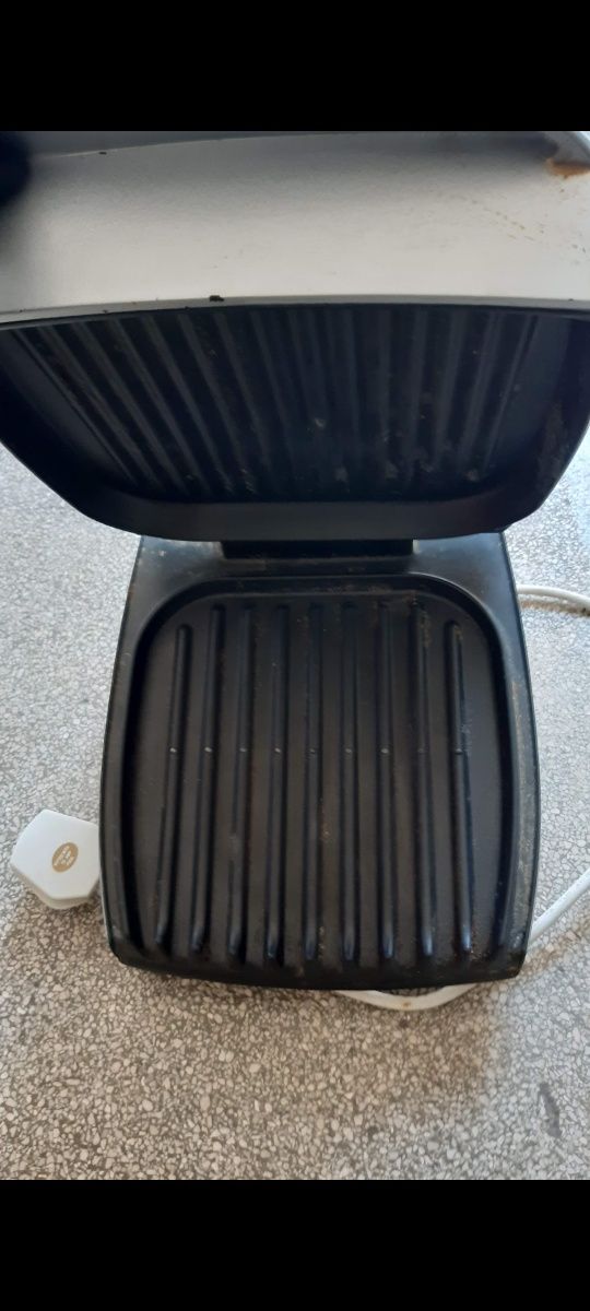 Grill electric/sandwich maker