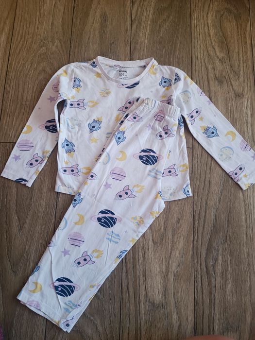 Set pijamale Sinsay