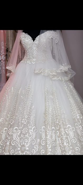 Vând rochie mireasă