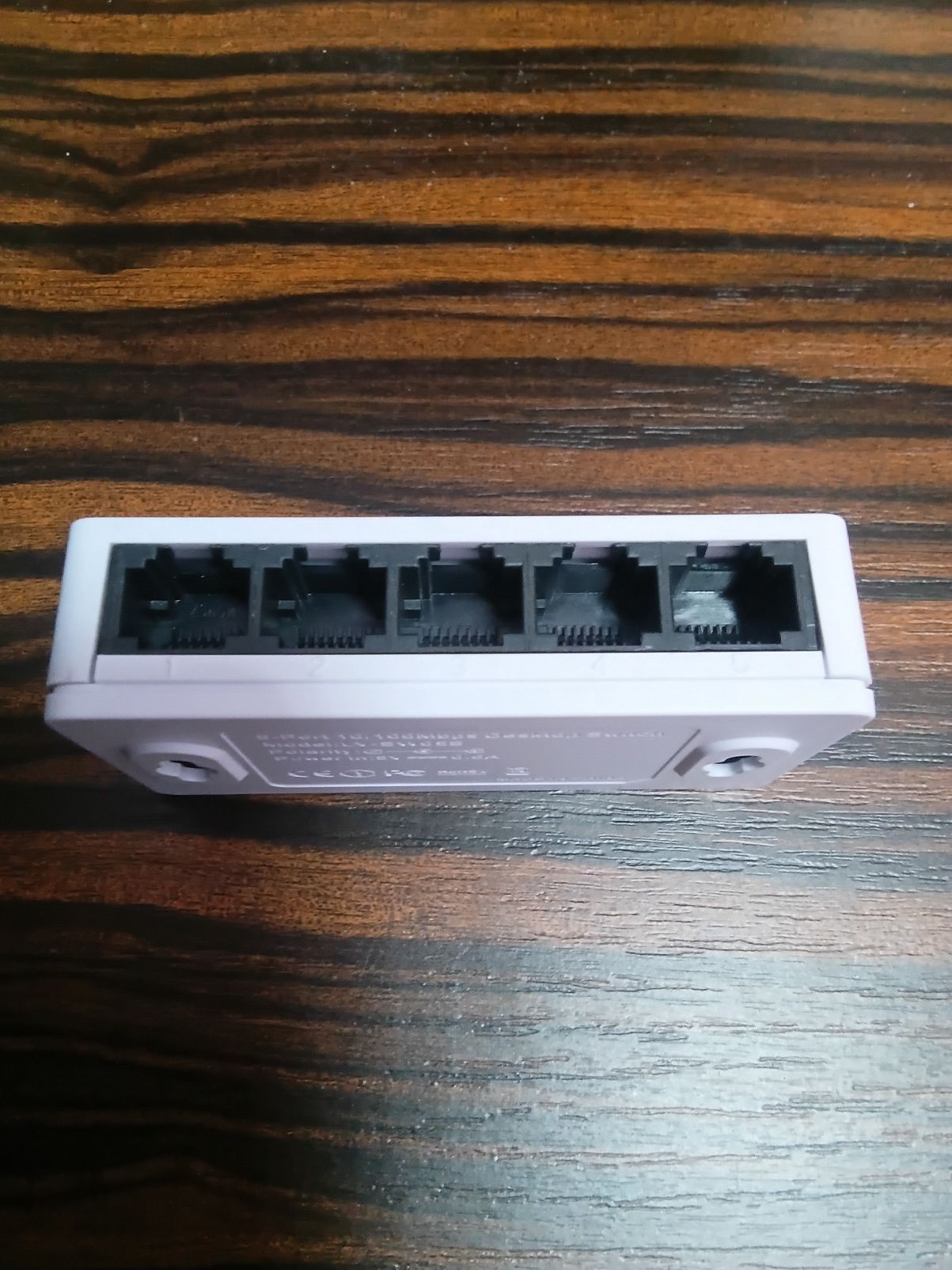 Новый 5 портов LAN RG45 коммутатор свич хаб роутер модем