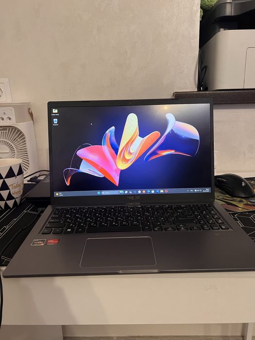 Продается ноутбук Asus
