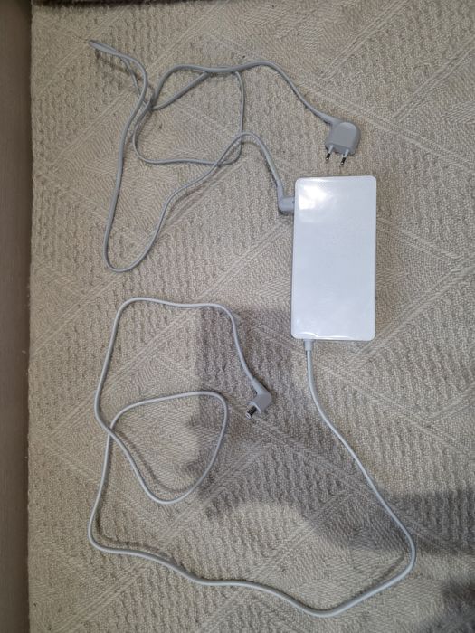 Части за Samsung Odyssey OLED G8