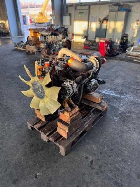 Motor pentru JCB JS 220 - Piese de motor JCB