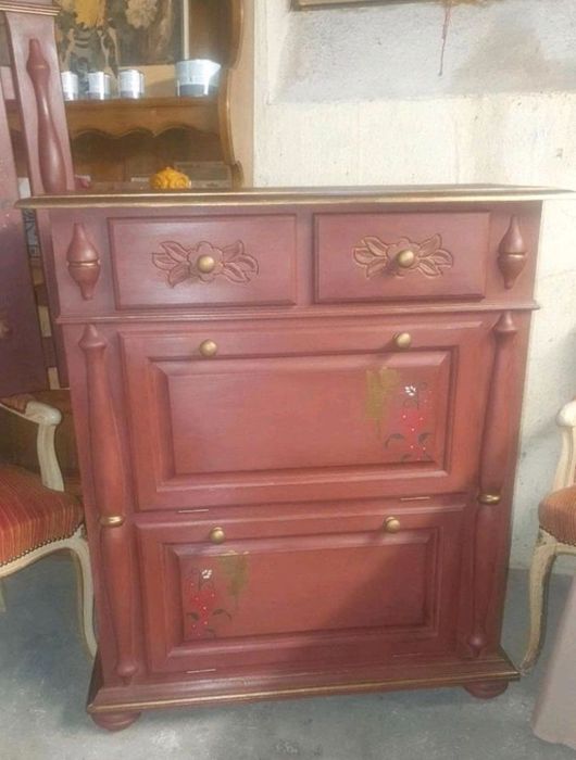 Garderobă recondiționată