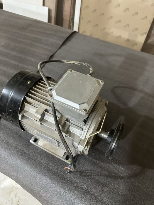 Электро двигатель