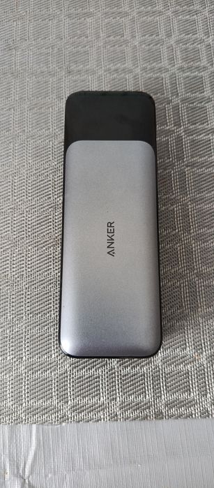 Anker 737 power bank 24 k