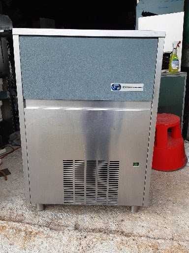 Професионален Ледогенератор Icematic