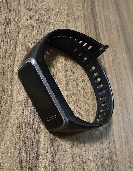 Фитнес гривна Huawei Band 4