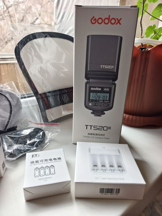 Вспышка Godox TT520 IlI с синхронизатором
