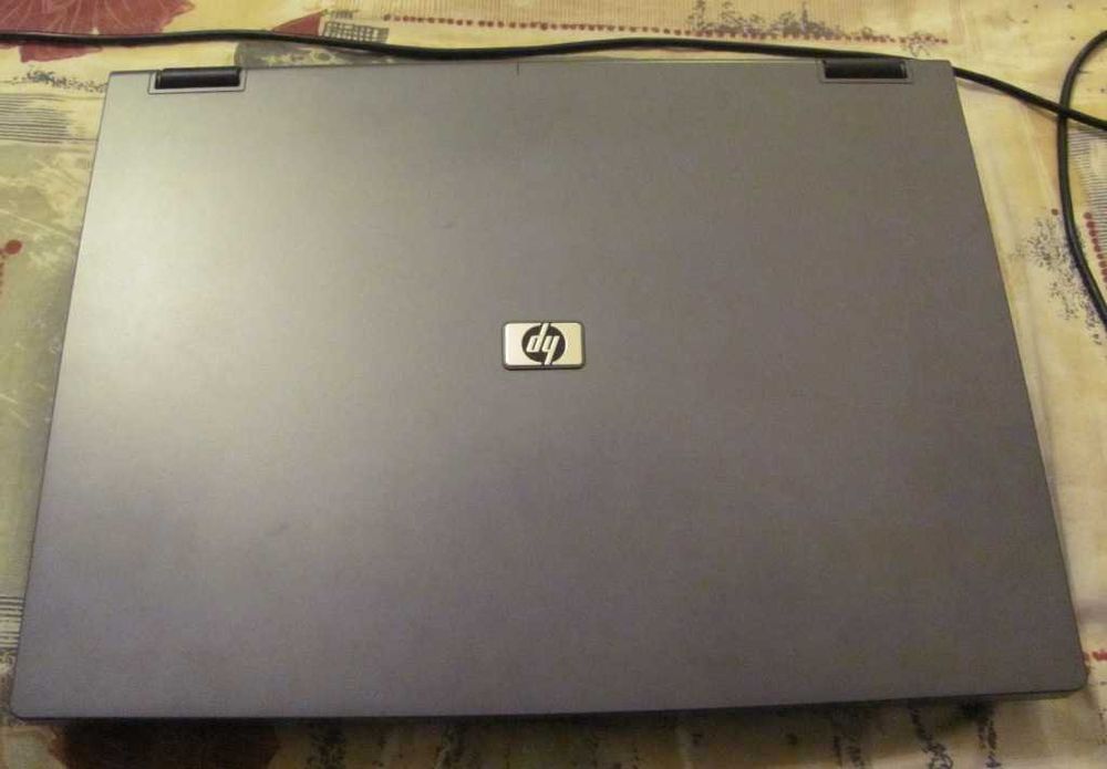 Лаптоп HP 6715s - CPU:2х2.2GHz, RAM:2GB