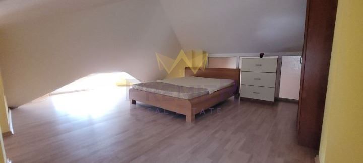 Дава се под наем Тристаен апартамент в Варна, Спортна зала - 99 кв.м за 484.5 € - Снимка #8