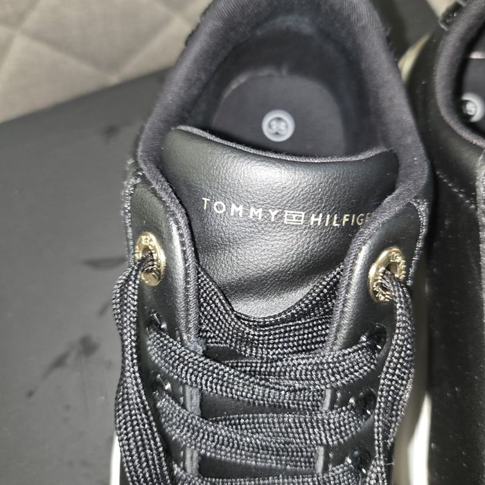 Tommy  Hilfiger 35 размер