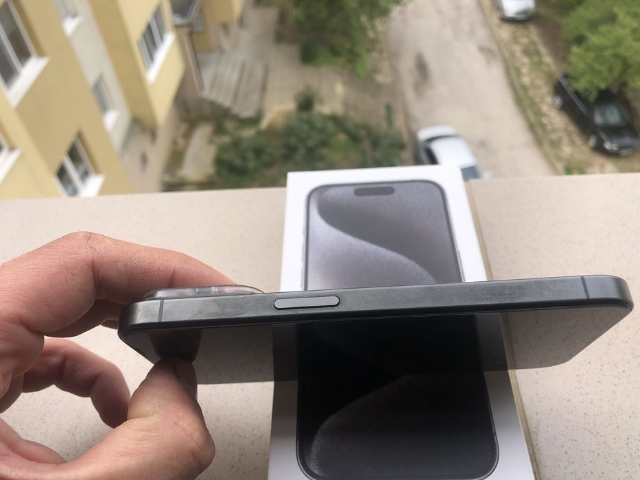 Iphone 15 pro 256 GB НЕРАЗЛИЧИМ ОТ НОВ!