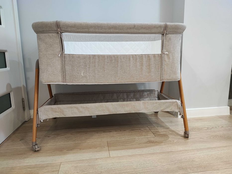 Продавам бебешка кошара Chipolino