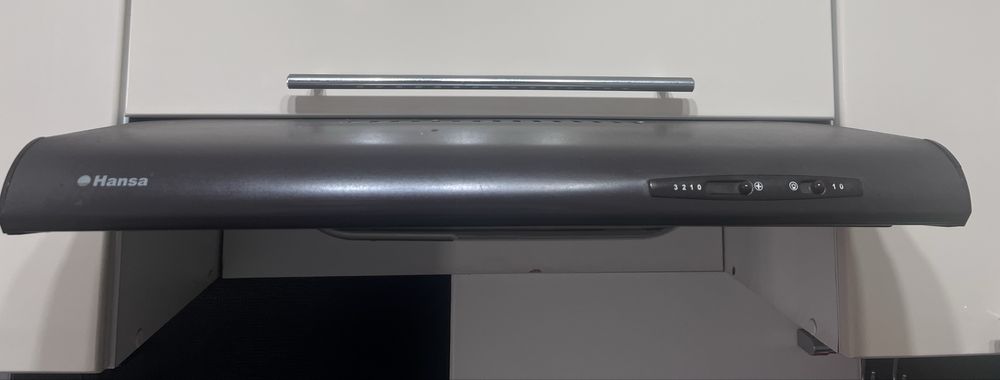 Продам вытяжку Hansa