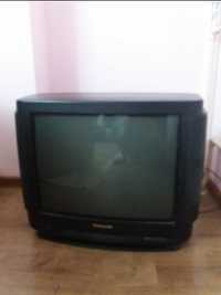 Телевизор Panasonic с тумбой