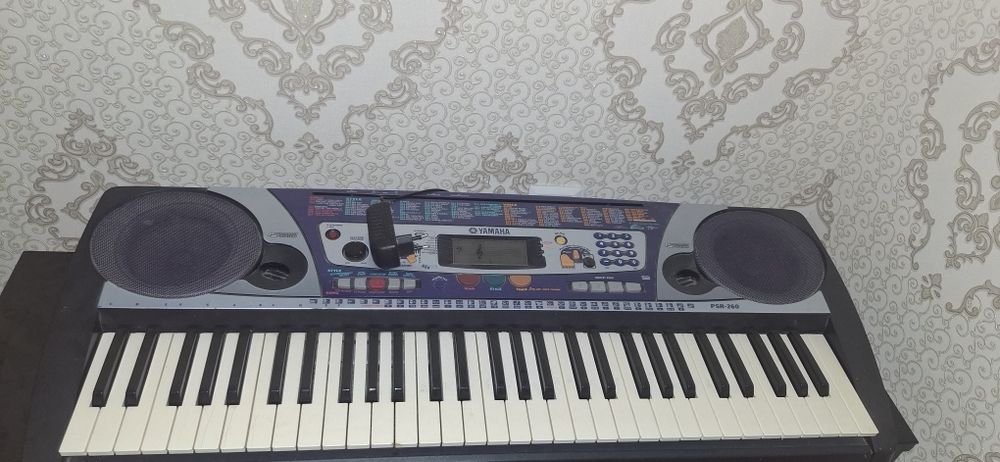синтезатор Yamaha
