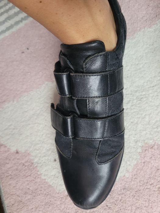 Pantofi Gucci corespunde 37