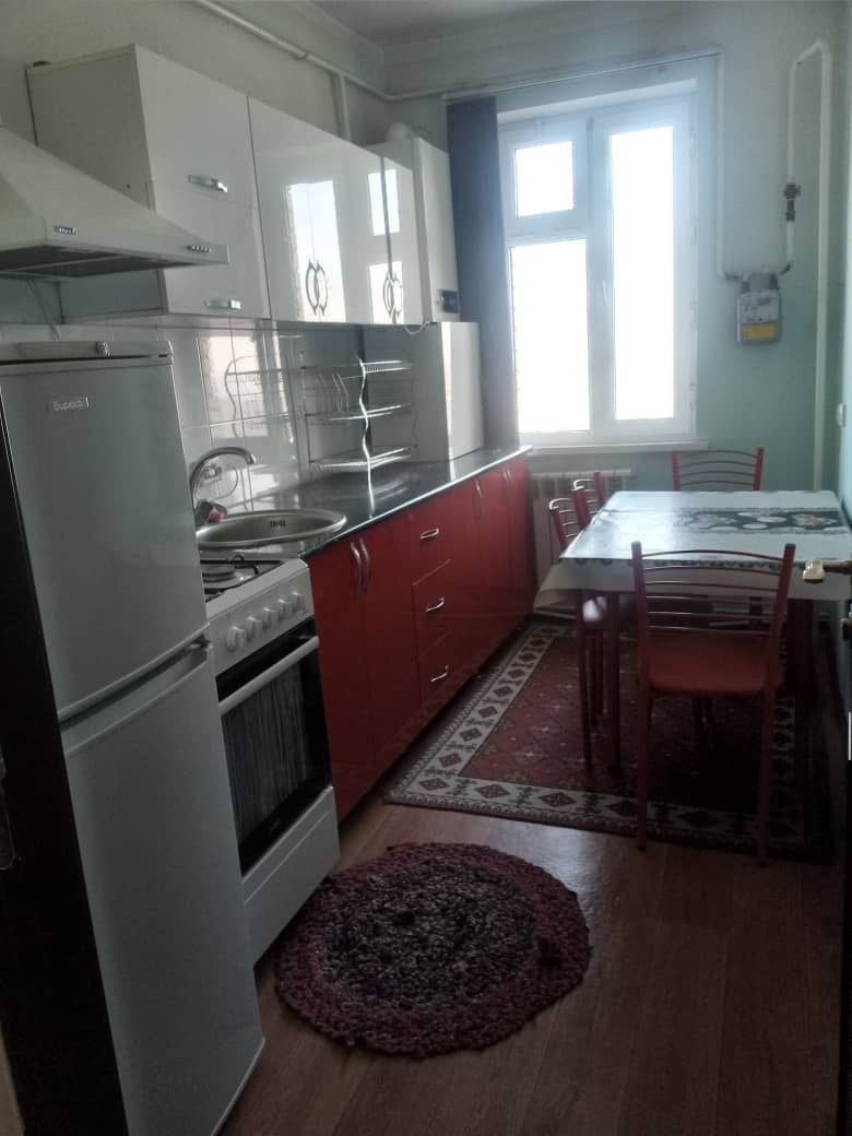 Arzon kvartiralar bor Nurafshon  eski toy tepa
